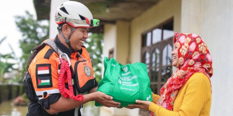Baznas RI menyalurkan bantuan untuk pengungsi banjir di wilayah Kudus, Jawa Tengah/Ist