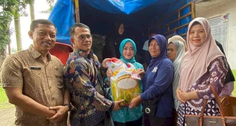 Operasi pasar murah yang digelar Pemkab Banyuasin. (ist/rmolsumsel.id)