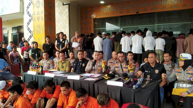 Pers rilis ungkap kasus tawuran di Polrestabes Palembang. (ist/rmolsumsel.id)