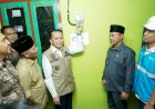 Pj Gubernur Agus Fatoni Resmikan Penyalaan Perdana Listrik PLN di Kecamatan Babat Supat Kabupaten Muba