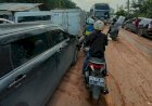 Kapolda Sumsel Turun Tangan Bantu Urai Kemacetan di Ruas Palembang-Betung