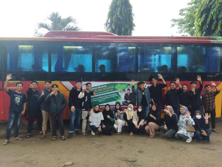 DPW PKB Sumsel Ramlan Holdan menyediakan bus gratis bagi mahasiswa maupun kaum millenial untuk mudik ke kampung halaman di Kabupaten Muara Enim. (ist/rmolsumsel.id)