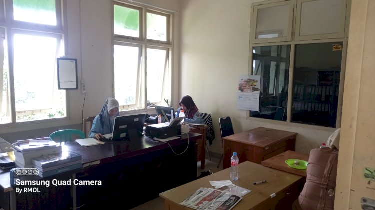 Suasana di salah satu kantor Dinas mulai beraktifitas seperti biasa pasca libur panjang lebaran, Selasa (16/4/2024). (Taufik/RMOLSumsel.id)