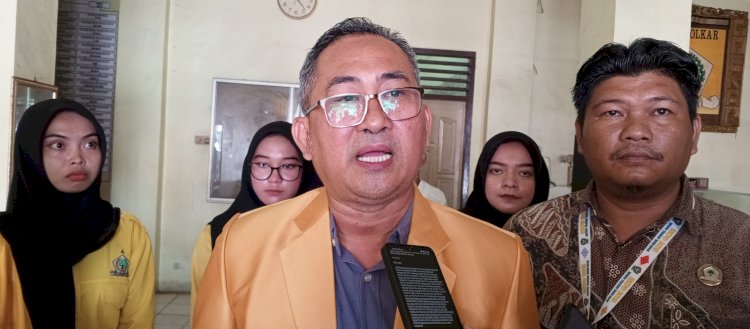 Wakil ketua panitia penjaringan Bacabup dan Bacawabup Muara Enim DPD Partai Golkar, Riasan Syahri/Foto:Noviansyah