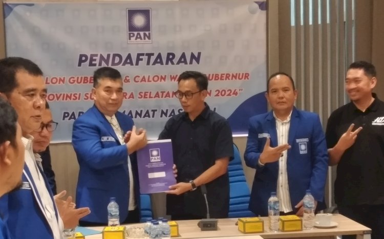 Perwakilan Herman Deru ambil formulir pendaftaran bakal calon Pilgub Sumsel di PAN/ist