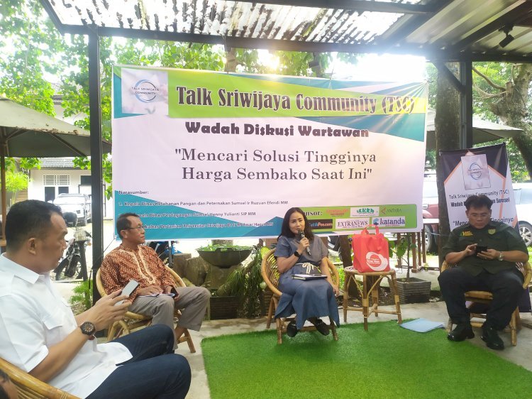 Diskusi wartawan yang digelar Talk Sriwijaya Community. (ist/rmolsumsel.id)