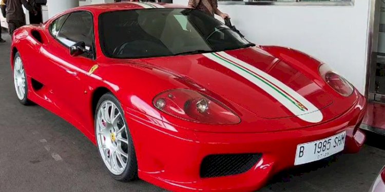 Salah satu Ferrari Harvey Moeis yang disita Kejaksaan Agung/Ist