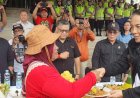 Aksi May Day di Palembang Diakhiri dengan Potong Tumpeng