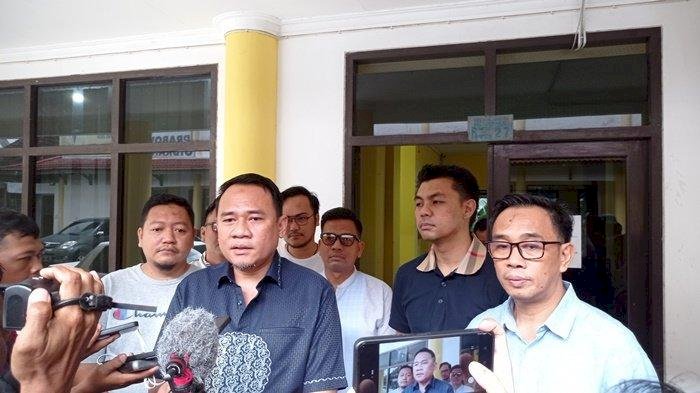 Sekretaris DPD Partai Golkar Sumsel, Andi Diniealdi usai silaturahmi dengan tim Herman Deru. (ist/rmolsumsel.id) 