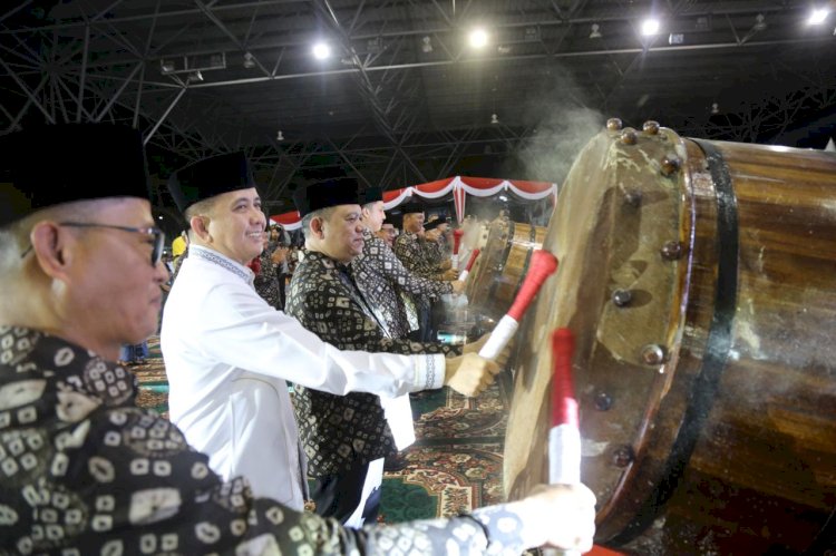 Pj Gubernur Sumsel, Agus Fatoni saat pembukaan Musabaqah Tilawatil Qur'an (MTQ) XXX Tingkat Provinsi Sumsel di Kabupaten Muba. (ist/rmolsumsel.id)