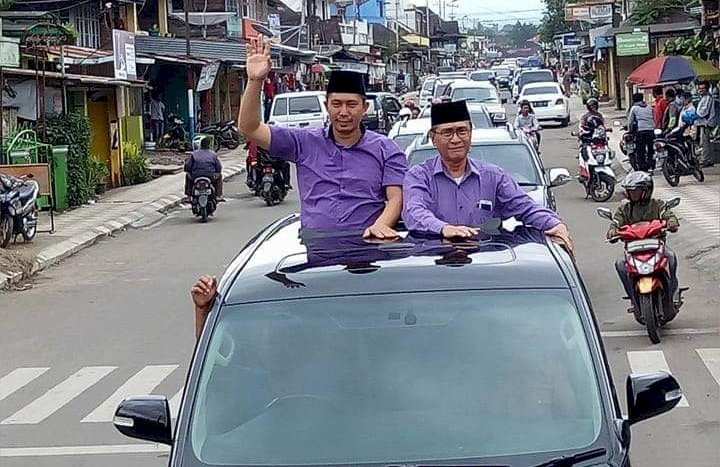 Ludi Olyansah bersama pasangannya, Fahri saat menjadi calon Wali Kota Pagar Alam jalur independen. (ist/rmolsumsel.id)