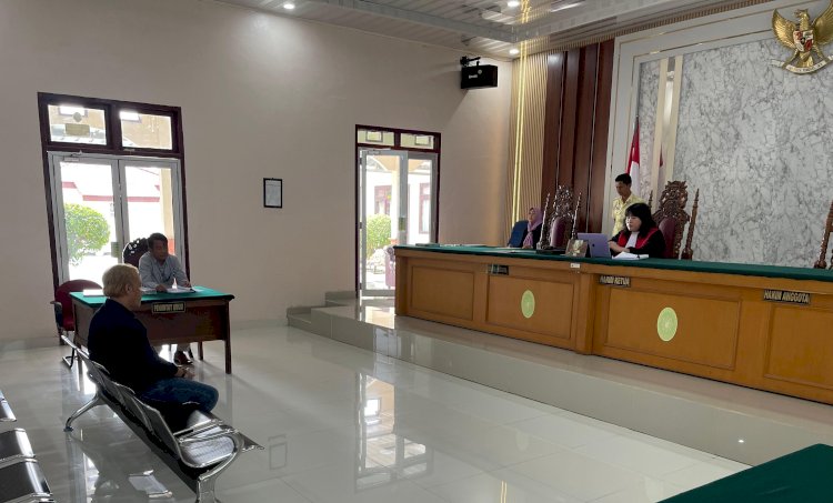 Terdakwa NS saat menjalani sidang tindak pidana ringan di PN Kayuagung/ist
