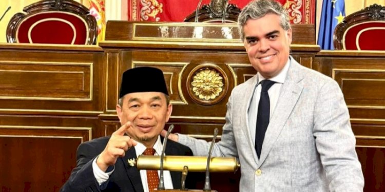 Ketua Fraksi PKS DPR RI, Jazuli Juwaini bersama parlemen Spanyol/Ist