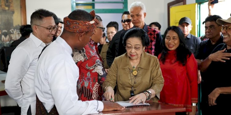 Presiden Kelima RI Megawati Soekarnoputri di Rumah Pengasingan Bung Karno di Ende, NTT, Jumat (1/6)/Ist