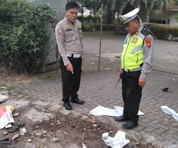 Petugas Polrestabes Palembang saat melakukan olah TKP. (ist/rmolsumsel.id) 