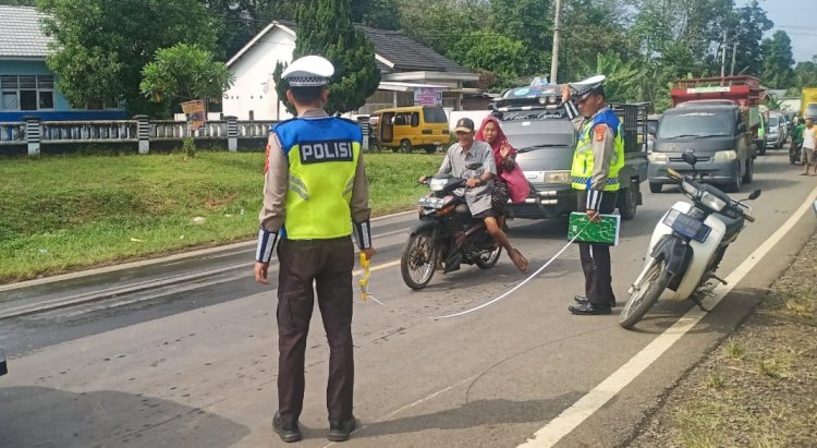  Satlantas Polres Musi Rawas melalukan olah TKP di lokasi kecelakaan/Foto: Polres Musi Rawas