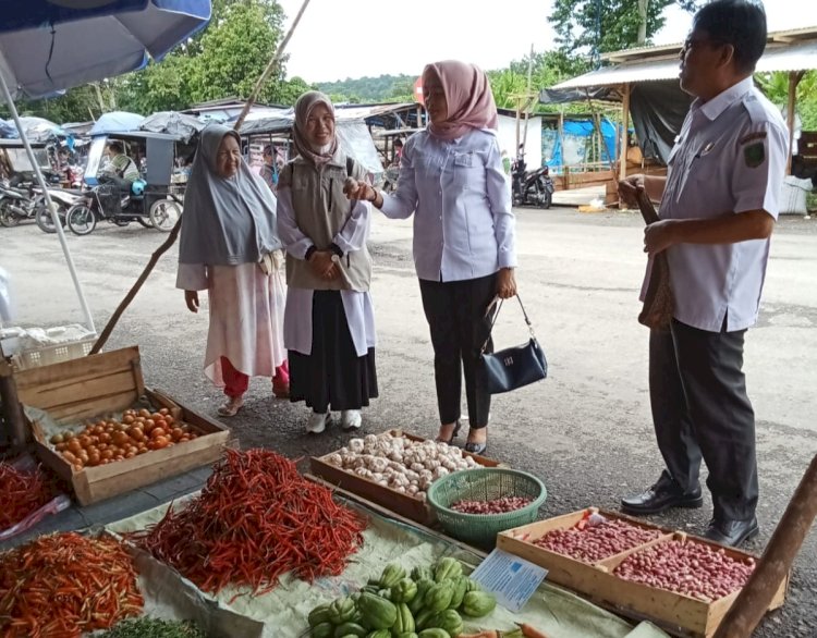  Harga cabai di Pasar Pulau Mas merangkak naik