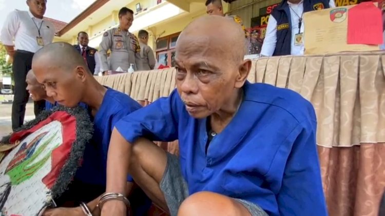 Tersangka Tumin saat dihadirkan dalam pres rilis di Polres Musi Rawas. (ist/rmolsumsel.id) 