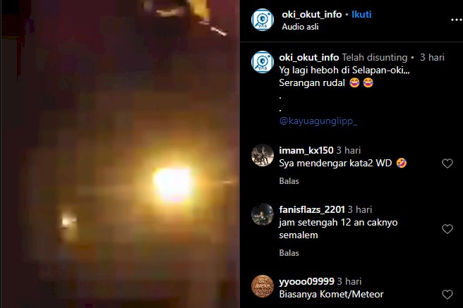 Rekaman video yang menunjukkan adanya kilatan cahaya yang jatuh ke Tulung Selapan, Kabupaten Ogan Komering Ilir (OKI), Sumatera Selatan. (Tangkapan Layar Instagram)