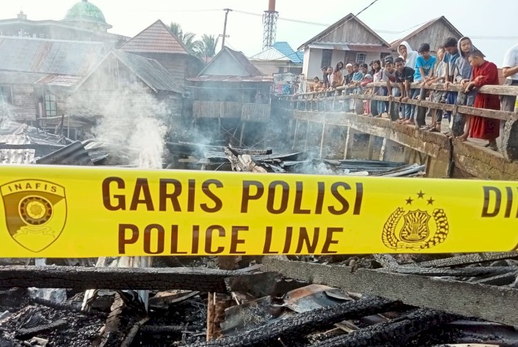Rumah panggung milik Jais (51) di Jalan Mataram Ujung, Lorong Nibung, Kelurahan Kemas Rindo, Kecamatan Kertapati, Palembang ludes dilalap si jago merah/Foto: Denny Pratama