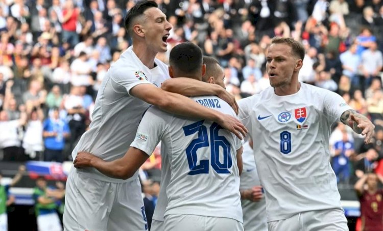 Selebrasi pemain Slovakia usai menjebol gawang Belgia/ist