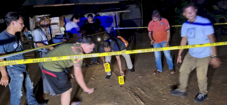 Polisi melakukan olah TKP di lokasi duel maut yang terjadi di daerah Ulu Malus Kota Lubuklinggau. (Dokumentasi Polres Lubuklinggau)