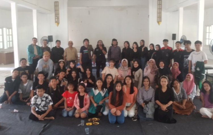 Suasana diskusi  dengan judul Ekosistem Theater  (DI) Sumatera Selatan (Sumsel)  di gelar di Gedung Kesenian Palembang/Foto: Dudi Oskandar