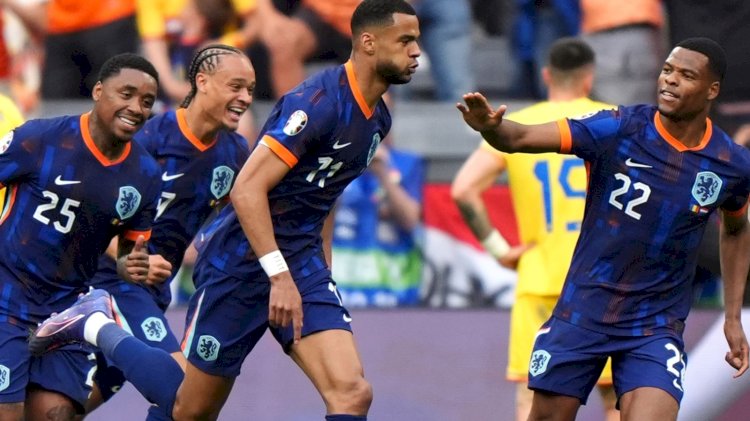 Selbrasi Cody Gakpo usai menjebol gawang Rumania/SkySports