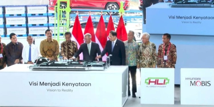 Presiden Joko Widodo saat meresmikan baterai kendaraan listrik di Karawang, Jawa Barat, Rabu, 3 Juli 2024/Tangkapan layar YouTube