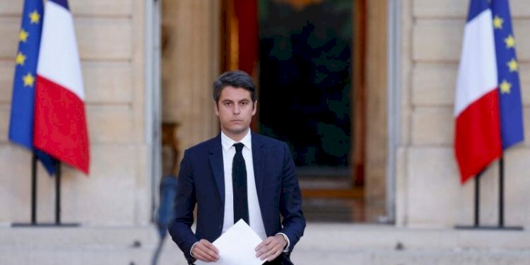 Perdana Menteri Prancis Gabriel Attal tiba untuk menyampaikan pidato menyusul hasil pertama pemilihan legislatif Prancis putaran kedua di Matignon di Paris pada Minggu, 7 Juli 2024/Net