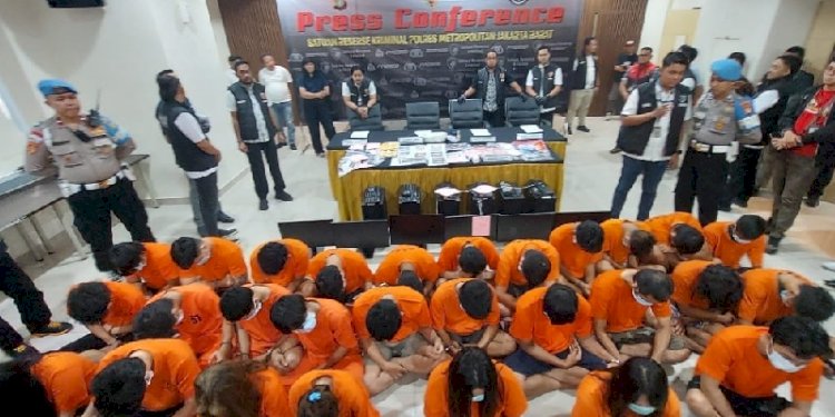 Press Conference pengungkapan judi online di Polres Metro Jakarta Barat/Ist