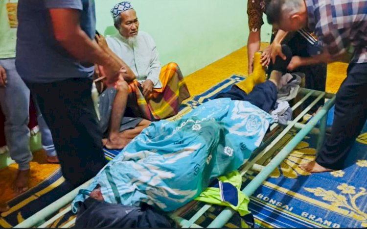 Seorang kakek di Kabupaten Muratara tewas alami sesak nafas usai dikepung api ketika membakar lahan di kebun miliknya. (Dokumentasi Polisi)