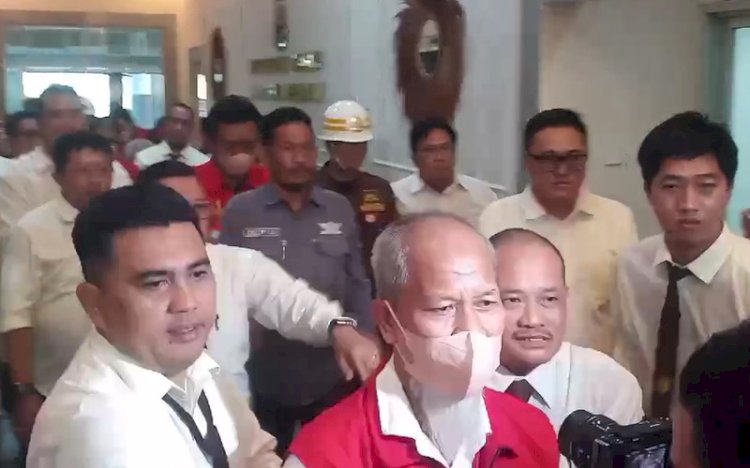 Endre Saifoel, Mantan Anggota DPR RI Asal Sumbar Ditahan Kejati Sumsel
