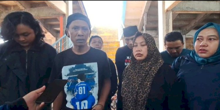 Keluarga korban Tragedi Kanjuruhan meminta Gate 13 dikembalikan seperti semula/RMOLJatim