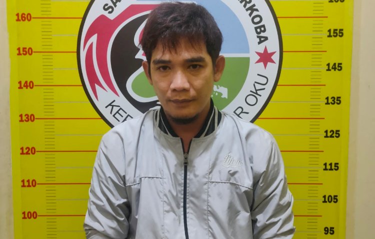 Edi Zardi (37) anak mantan ketua DPRD OKU yang jadi pengedar sabu. (Dokumentasi Polisi)