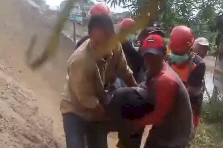 Korban tenggelam di perairan Sungai Banyuasin. (Handout)