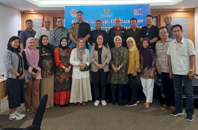 Komisi Informasi (KI) Provinsi Sumatera Selatan menggelar Focus Group Discussion (FGD) di Hotel Novotel, Palembang. (Handout)