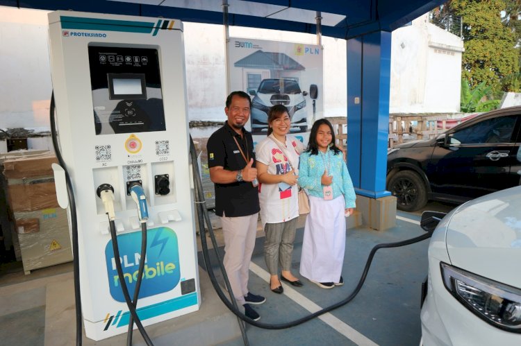 PLN terus perkuat ekosistem kendaraan listrik leqat SPKLU (humas PLN)
