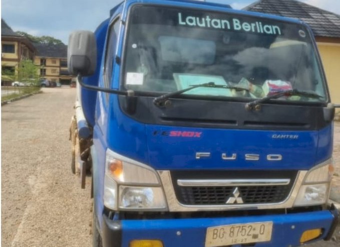 Barang bukti satu unit mobil tangki diamankan/ist 