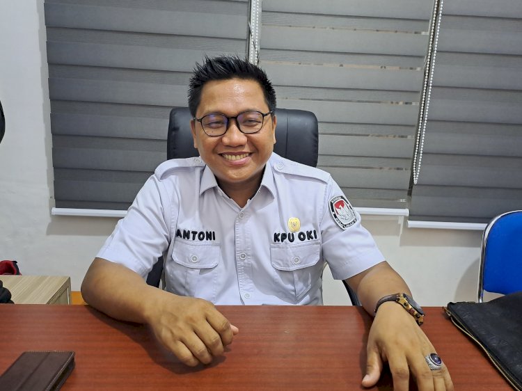 Divisi Teknis Penyelenggaraan KPU OKI, Antoni Ahyar. (Hari Wijaya/RMOLSumsel.id)