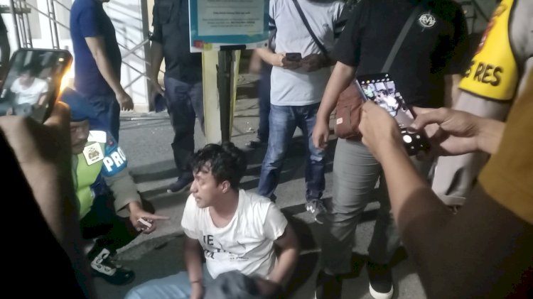 Pria yang diduga sebagai provokator di Kongres PMII saat diamankan polisi
