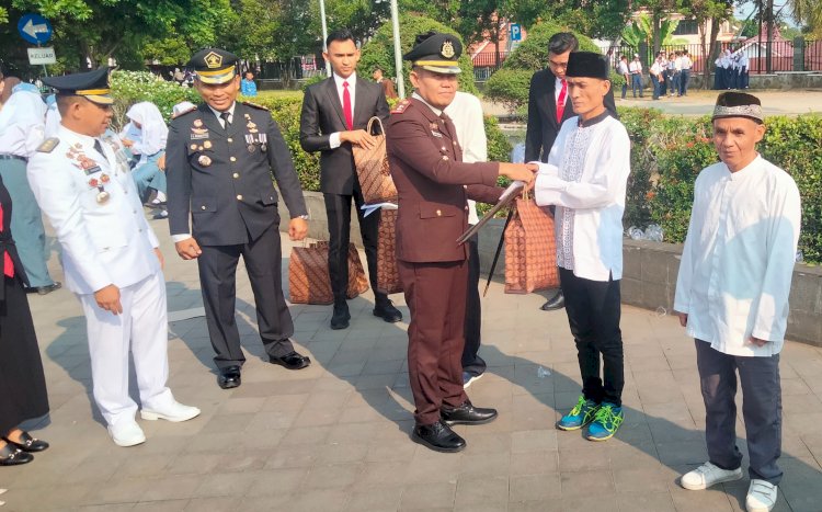 Pemberian remisi kemerdekaan kepada WBP Lapas Kelas IIB Empat Lawang/Foto: Salim