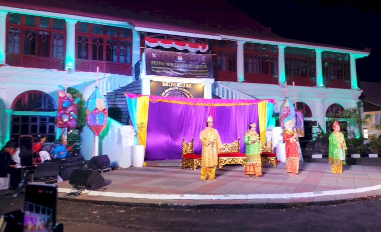 KPU Kota Palembang bersama Komunitas Batang Hari (Kobar) 9 dan didukung Dinas Kebudayaan kota Palembang menggelar kesenian Dul Muluk/Foto: Dudi Oskandar