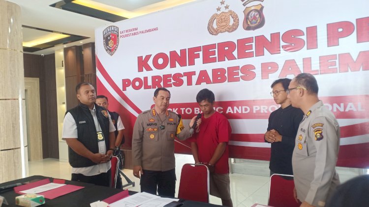 Pers rilis ungkap kasus jambret di Polrestabes Palembang. (Denny Pratama/RMOLSumsel.id)