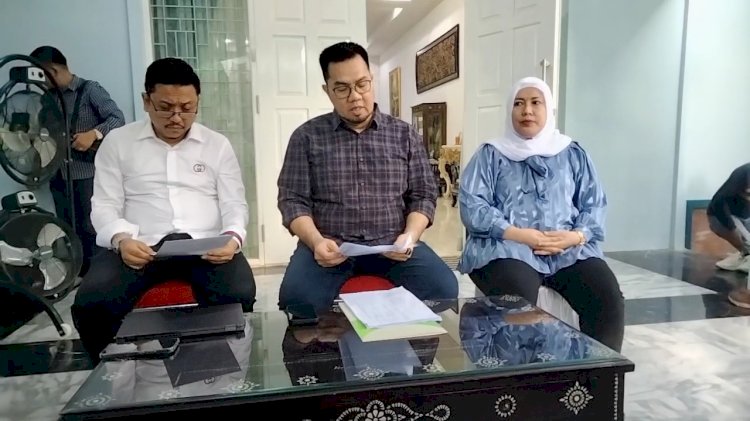 Budi Antoni Aljufri (HBA) saat memberika keterangan terkait berkasnya yang ditolak KPU Empat Lawang. (Handout)