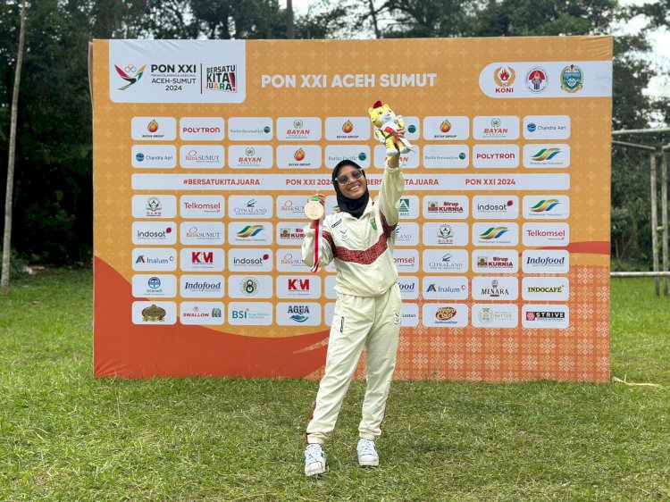  Pebalap kontingen Sumatera Selatan dari Cabang Olahraga (Cabor) Mountain Bike (MTB) PON XXI 2024 Aceh-Sumut, Sofi Intan Fajrianti  erhasil menjadi juara pada kelas Cross Country Olympic (XCO) Putri.(Handout)