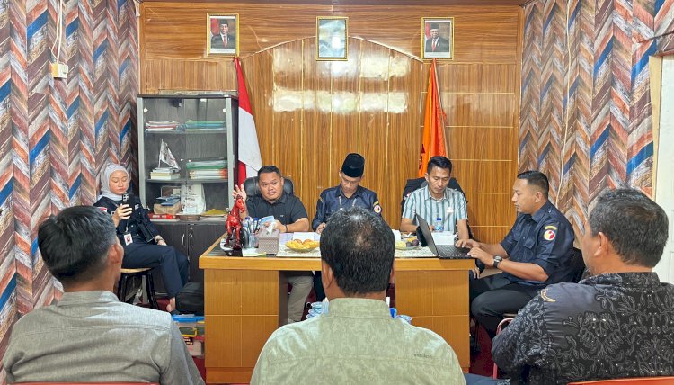Bawaslu OKU Timur melakukan pemeriksaan Kades terkait dugaan pelanggaran netralitas Pilkada/ist