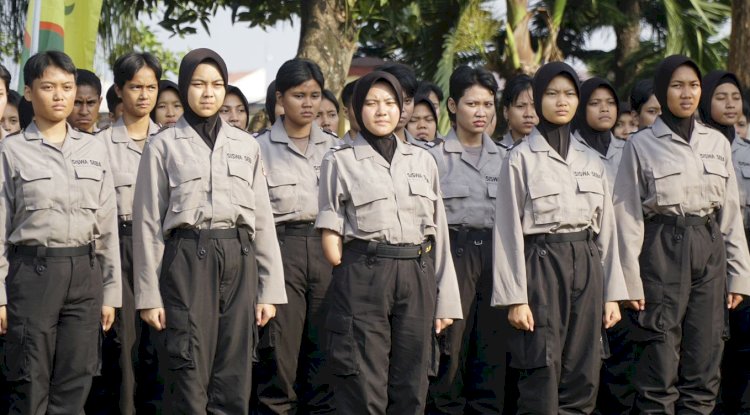 Nur Fatia Azzahra Polwan pertama di Bintara Polri/ist