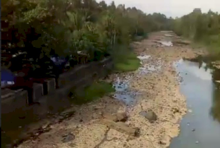 Kondisi kekeringan air di bendungan Watervang, kota Lubuklinggau. (Handout)