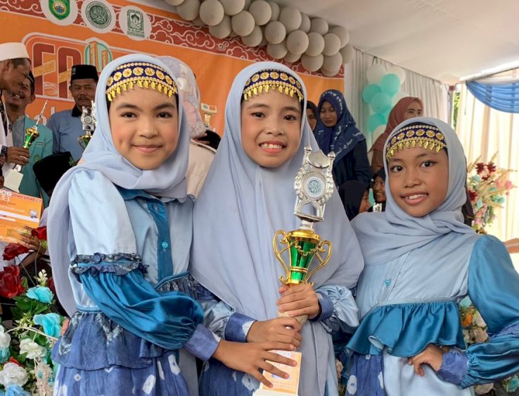 Trio XINARAN, yang terdiri dari tiga bersaudara yakni Xena, Kinara, dan Nabila. (ist/rmolsumsel.id) 